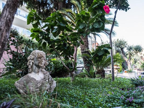 Hotel Villino Gallodoro : photo 7 de la chambre chambre double ou lits jumeaux