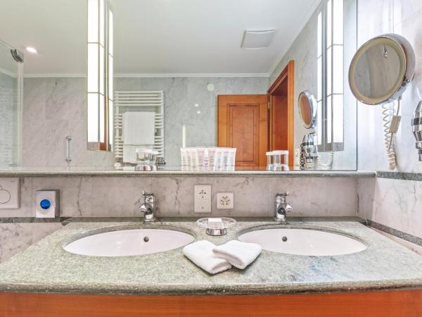 Grand Hotel Zermatterhof : photo 2 de la chambre chambre double