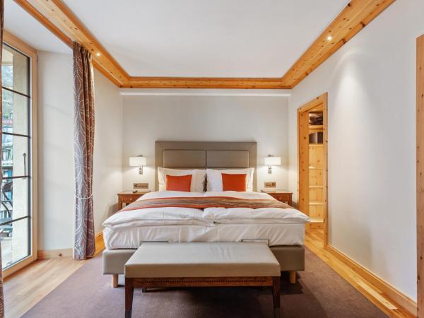 Grand Hotel Zermatterhof : photo 7 de la chambre chambre double de luxe - vue sur mont cervin