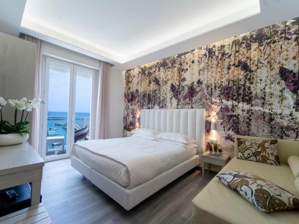 Hotel Stella D'Oro : photo 3 de la chambre chambre quadruple - vue sur mer