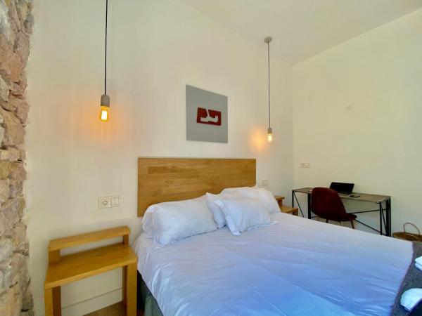 Mirandoalaconcha Rooms : photo 9 de la chambre studio 7 ziaboga - vue latérale sur plage