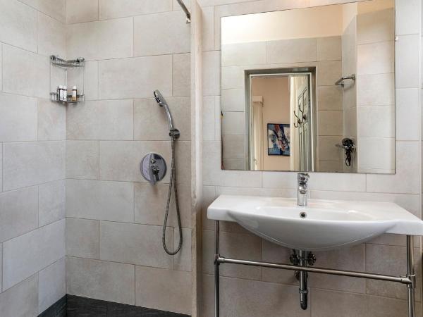 Villa Kefalomandouko : photo 3 de la chambre chambre double - vue sur jardin