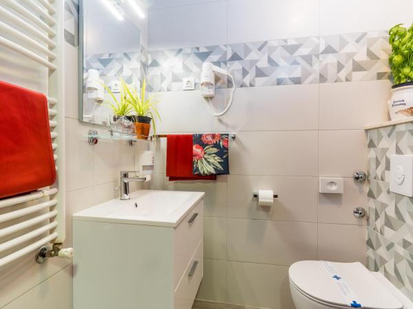 Hotel Dubrovnik : photo 5 de la chambre offre spéciale - chambre double avec balcon et navette aéroport aller simple