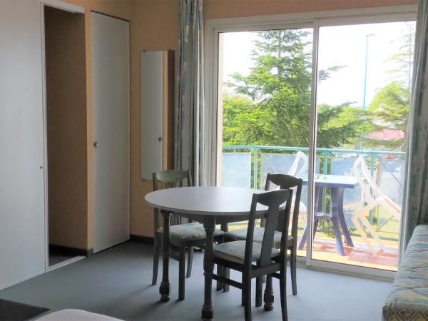 Hotel La Chaumière : photo 1 de la chambre chambre double supérieure