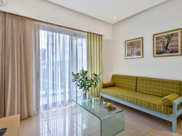 Leonidas Hotel & Apartments : photo 6 de la chambre appartement 1 chambre (2-4 adultes)