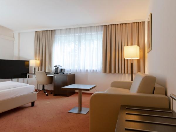 Hotel Plattenwirt : photo 1 de la chambre grande chambre double ou lits jumeaux - vue sur rue