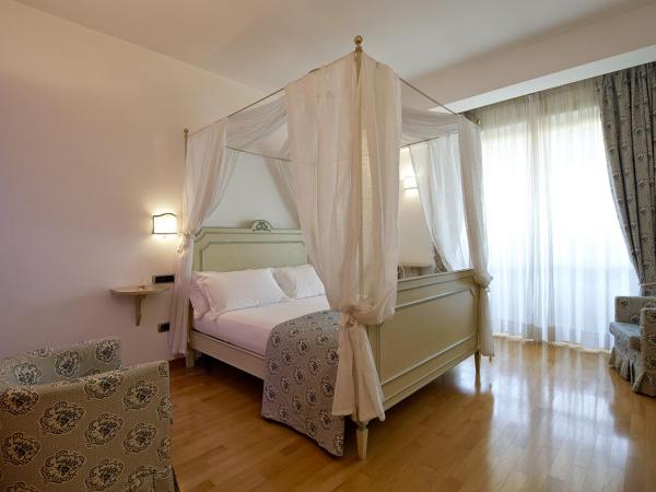Hotel Villa Poseidon & Events : photo 2 de la chambre suite spa