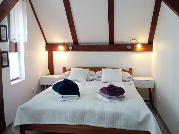 Dom Natury : photo 1 de la chambre chambre triple avec balcon