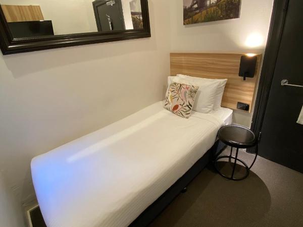 Glenferrie Lodge : photo 1 de la chambre chambre simple Économique avec salle de bains commune