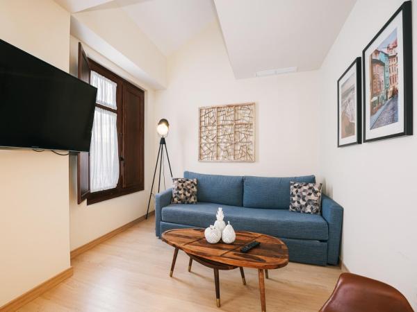 Debambú Atarazanas : photo 10 de la chambre appartement en duplex