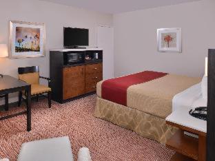 Best Western Royal Palace Inn & Suites : photo 10 de la chambre room #7955274
