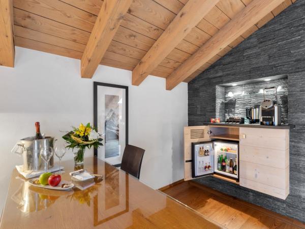 Grand Hotel Zermatterhof : photo 6 de la chambre suite chalet avec balcon