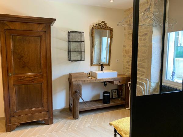 Chez Marie - Centre - Parking privé - Hospices : photo 10 de la chambre appartement avec terrasse