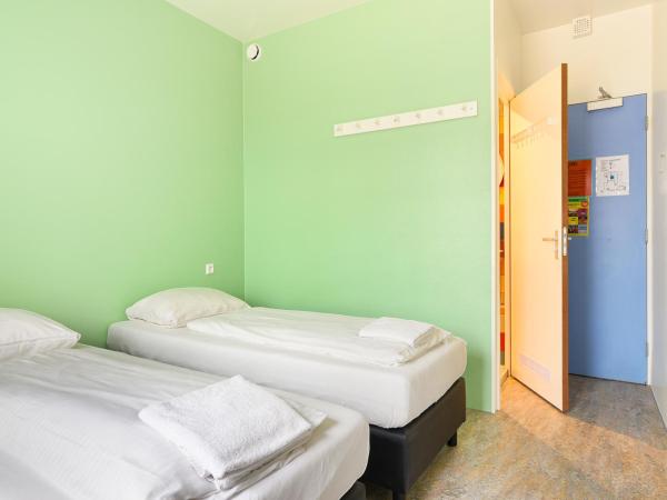 Hans Brinker Hostel Amsterdam : photo 7 de la chambre chambre lits jumeaux supérieure