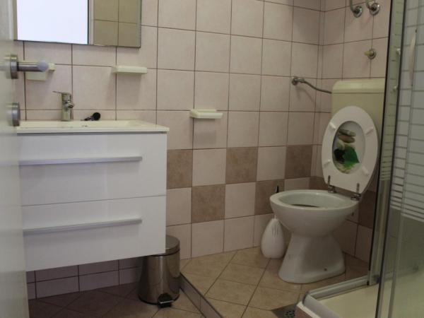 Villa Brajković : photo 1 de la chambre chambre triple avec balcon