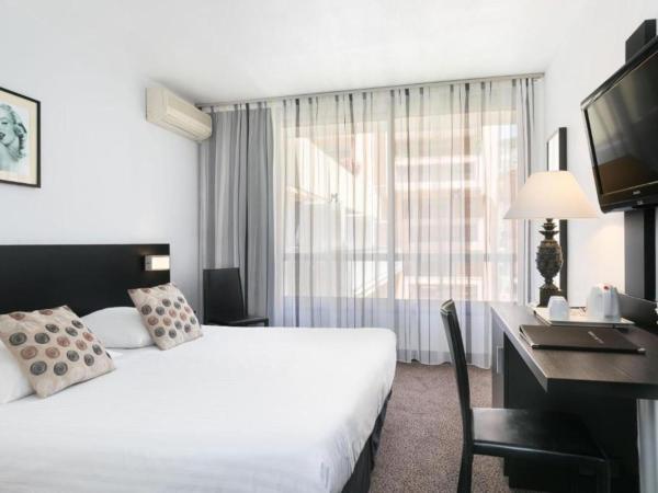Best Western Hotel Mediterranee Menton : photo 1 de la chambre chambre lit king-size supérieure