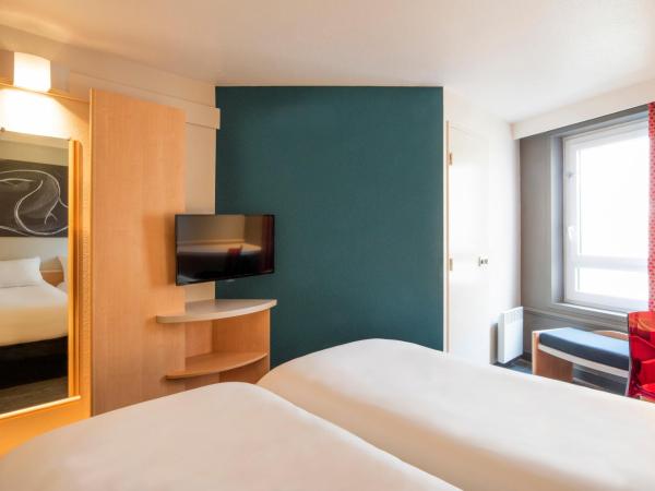 ibis Tours Centre Gare : photo 5 de la chambre chambre lits jumeaux
