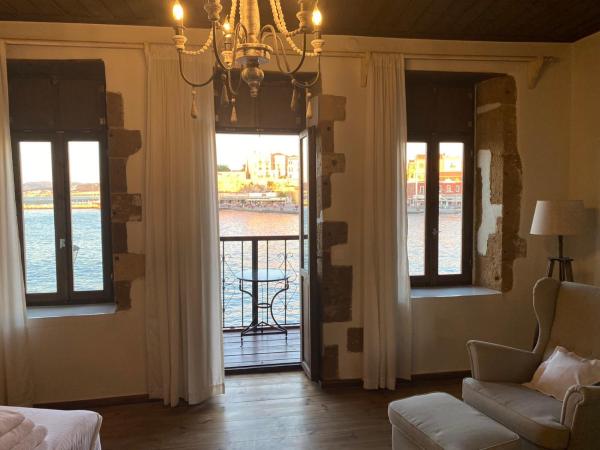 Captain Vasilis Hotel : photo 5 de la chambre chambre double deluxe avec balcon - vue sur mer