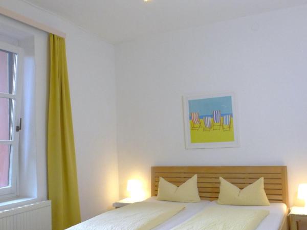 Pension Stoi budget guesthouse : photo 2 de la chambre chambre simple avec salle de bains commune