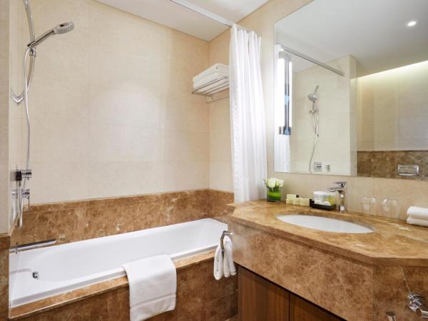 Royal Tulip Muscat : photo 3 de la chambre suite deluxe