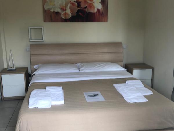 Zia Bi Bed and Breakfast : photo 4 de la chambre studio avec terrasse