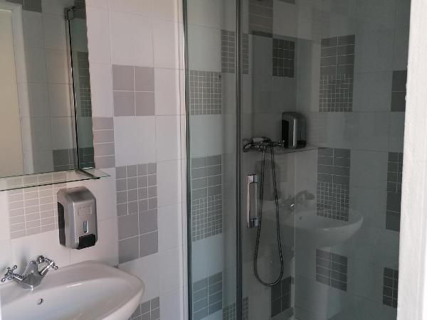 Day Off Suite&Hostel : photo 4 de la chambre lit simple dans dortoir à 6 lits