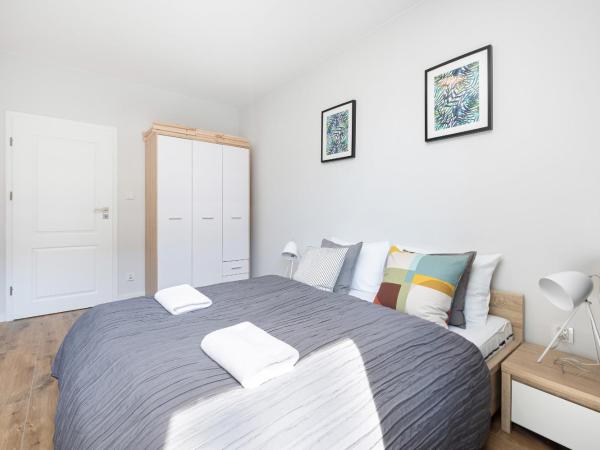 Apartamenty Koło Brzegu by Noclegi Renters : photo 6 de la chambre appartement avec balcon