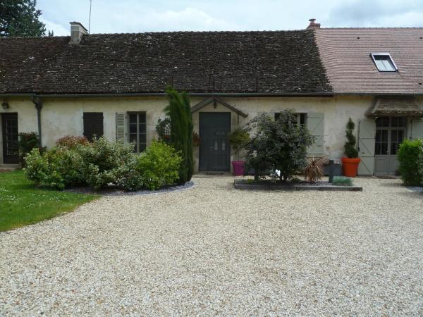 Les chambres du Foulot : photo 8 de la chambre chambre double - vue sur jardin