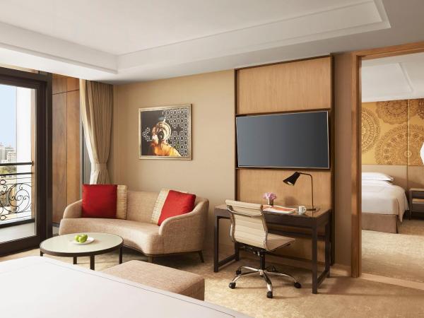 Taj Wellington Mews Chennai : photo 3 de la chambre one bedroom apartment with balcony