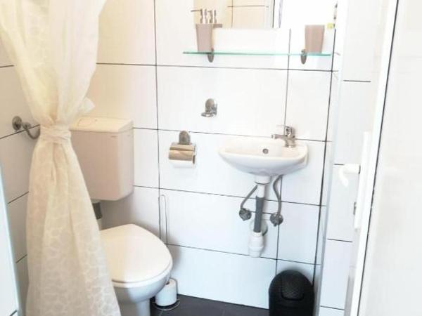 Apartmenthaus beim LKH Graz : photo 5 de la chambre chambre triple Économique