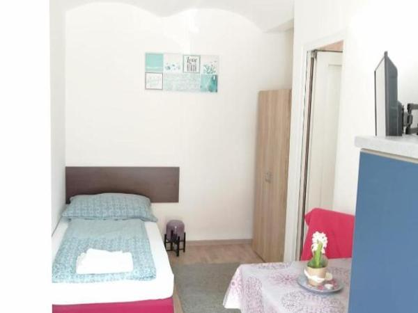Apartmenthaus beim LKH Graz : photo 5 de la chambre petite chambre simple