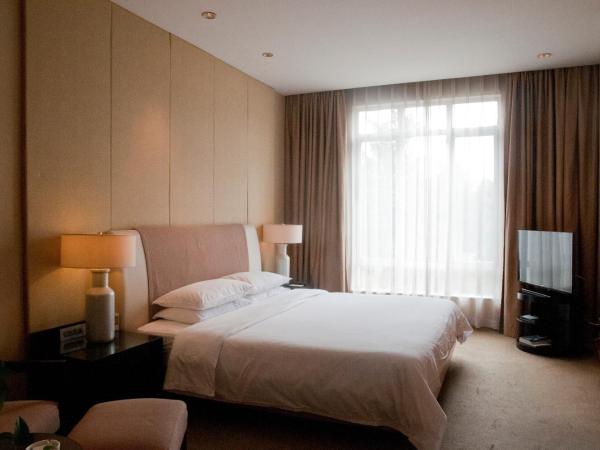 Jinling Resort Nanjing : photo 2 de la chambre chambre lit queen-size 