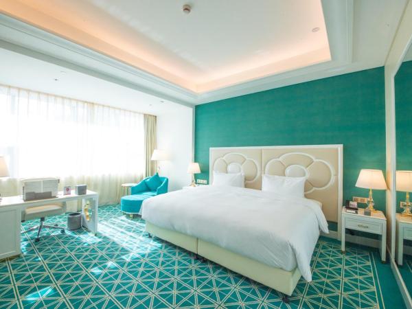Howard Johnson Plaza Ningbo : photo 3 de la chambre modern classic king room - non-smoking