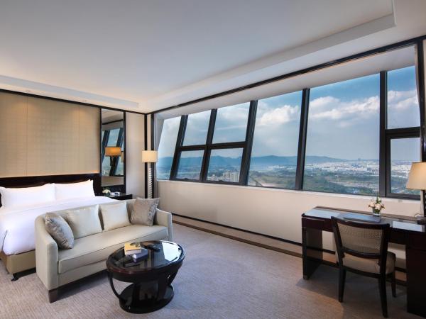 Howard Johnson Plaza Ningbo : photo 2 de la chambre elegant superior king room - non-smoking