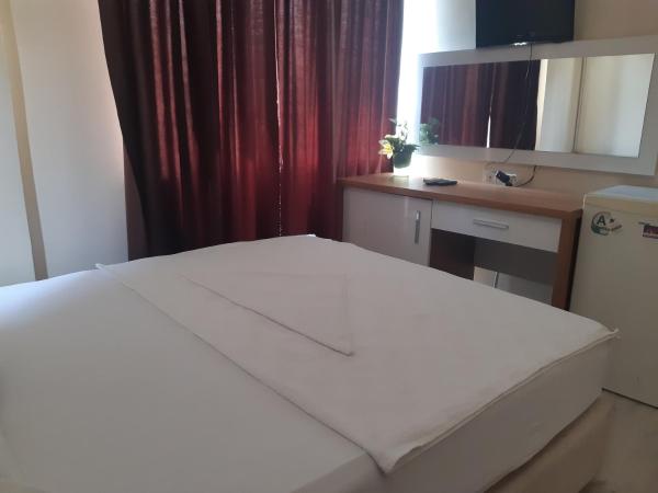 SİES OTEL : photo 5 de la chambre chambre double avec salle de bains privative