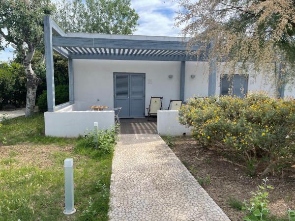 Baia Sangiorgio Hotel & Beach Club : photo 2 de la chambre chambre quadruple - vue sur jardin