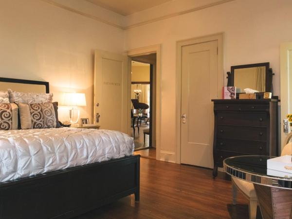 Stonehurst Place Bed & Breakfast : photo 3 de la chambre chambre lit queen-size deluxe