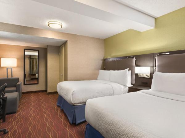 Days Inn by Wyndham Ottawa : photo 4 de la chambre chambre 2 lits doubles - animaux acceptés