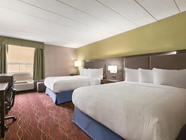 Days Inn by Wyndham Ottawa : photo 4 de la chambre chambre avec 2 lits queen-size