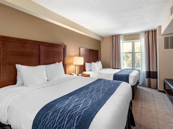 Comfort Inn & Suites Virginia Beach - Norfolk Airport : photo 2 de la chambre suite lit queen-size – non-fumeurs