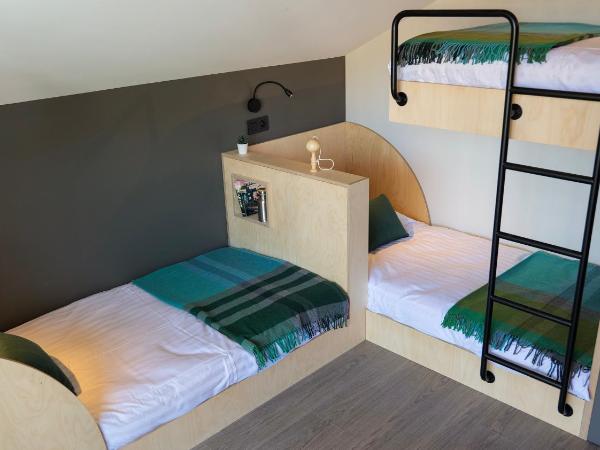 Plan B Hotel - Living Chamonix : photo 9 de la chambre dortoir mixte de 10 lits