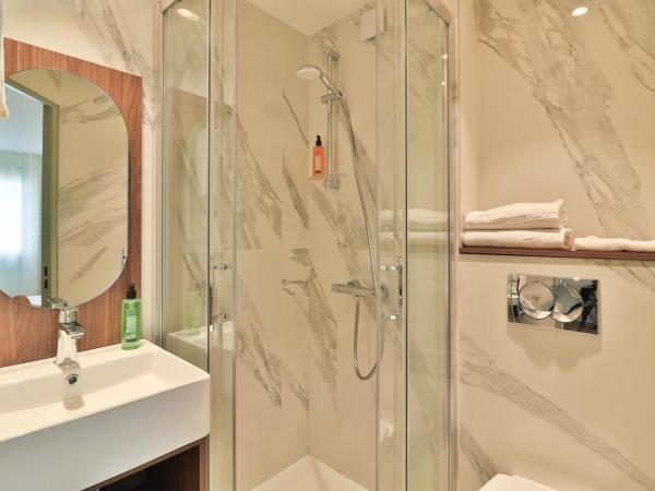 Hotel du Pin Nice Port : photo 8 de la chambre chambre double ou lits jumeaux confort 