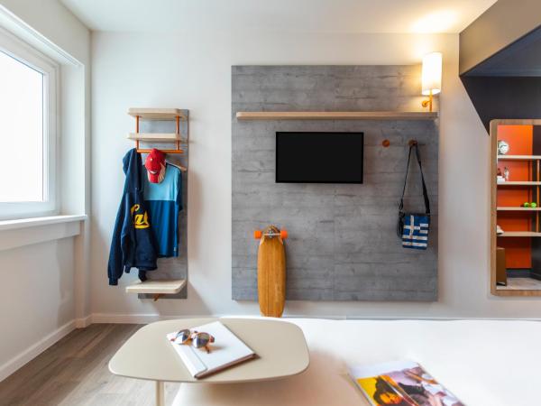 Ibis Budget Strasbourg Centre Republique : photo 2 de la chambre chambre familiale