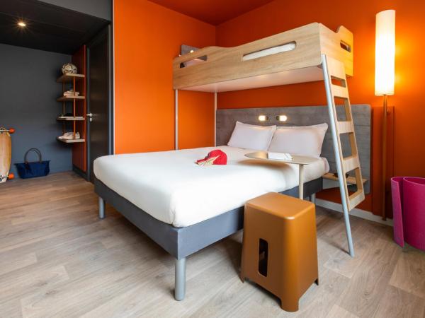 Ibis Budget Strasbourg Centre Republique : photo 1 de la chambre chambre familiale