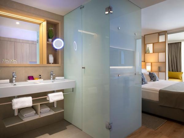 Valamar Parentino Hotel : photo 6 de la chambre junior suite for 2+2