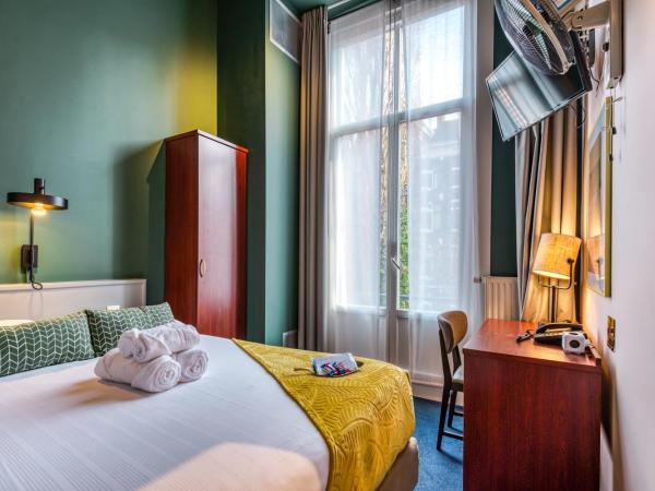 Hotel Alexander : photo 4 de la chambre petite chambre double