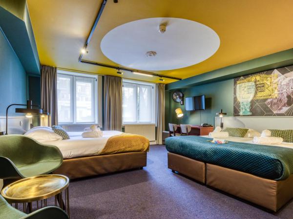 Hotel Alexander : photo 2 de la chambre chambre quadruple