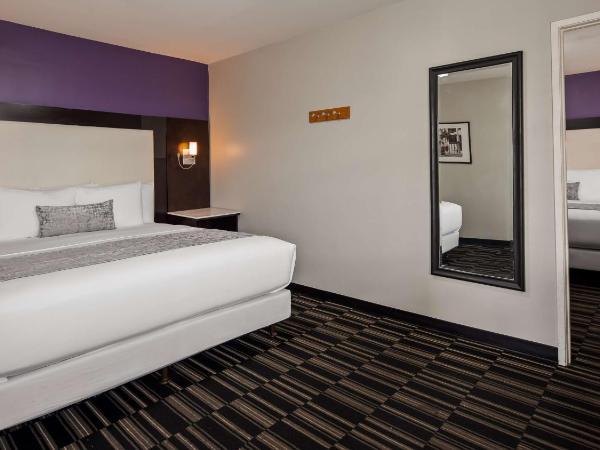 SureStay Hotel by Best Western Beverly Hills West LA : photo 2 de la chambre suite familiale avec 2 lits king-size