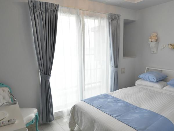 CRYSTAL & RESORT FUKUOKA : photo 1 de la chambre chambre double Économique avec petit lit double