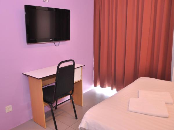 Kuching Transit Inn : photo 8 de la chambre double room (with window)